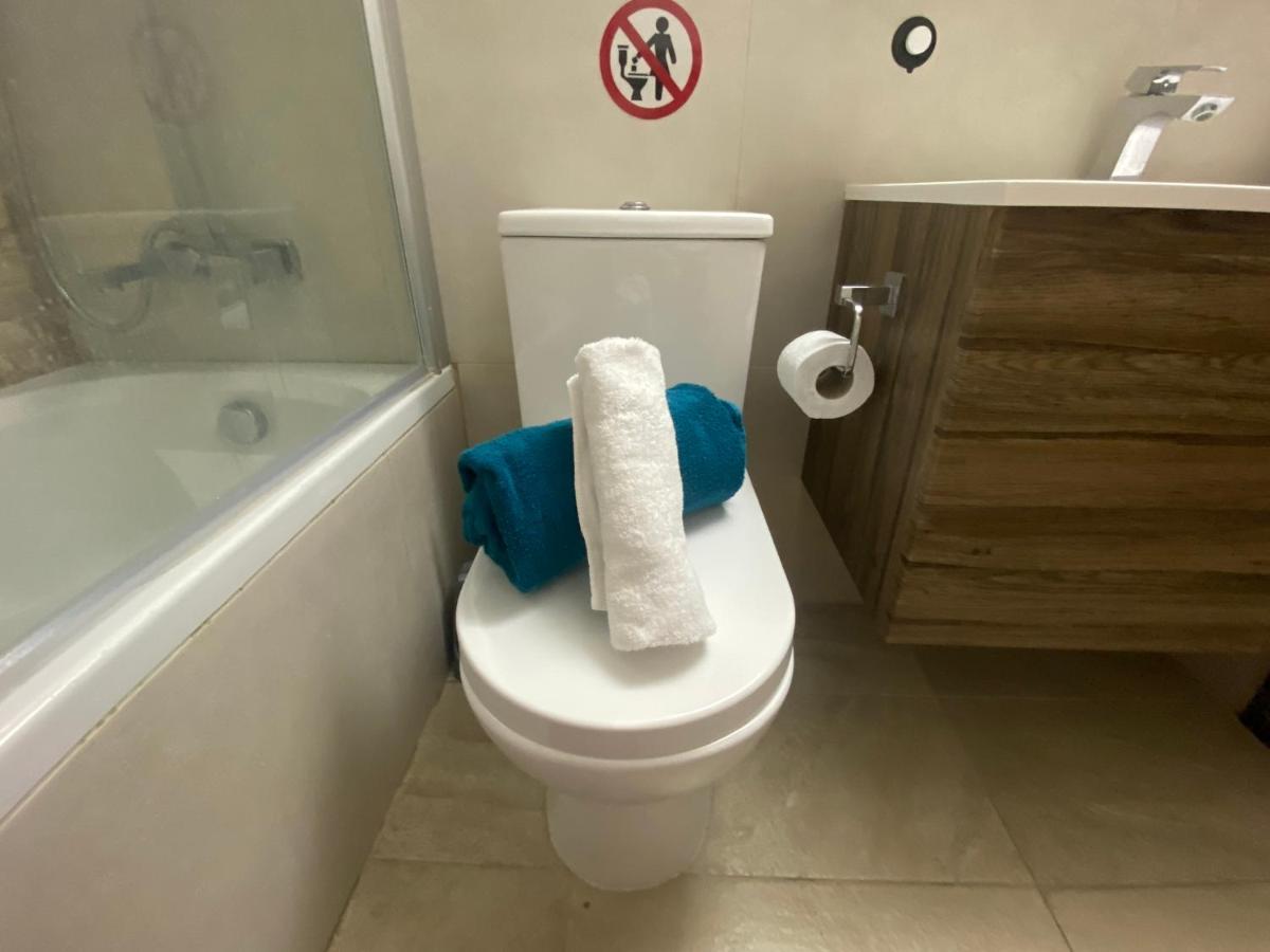 Philip Spacious Apartment Λεμεσός Εξωτερικό φωτογραφία